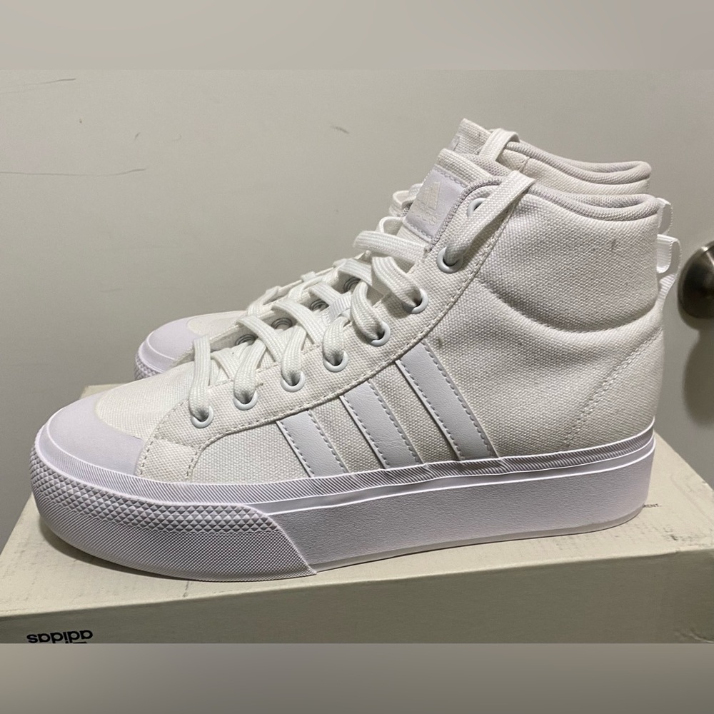 New Adidas Bravada 2.0 Mid Platform